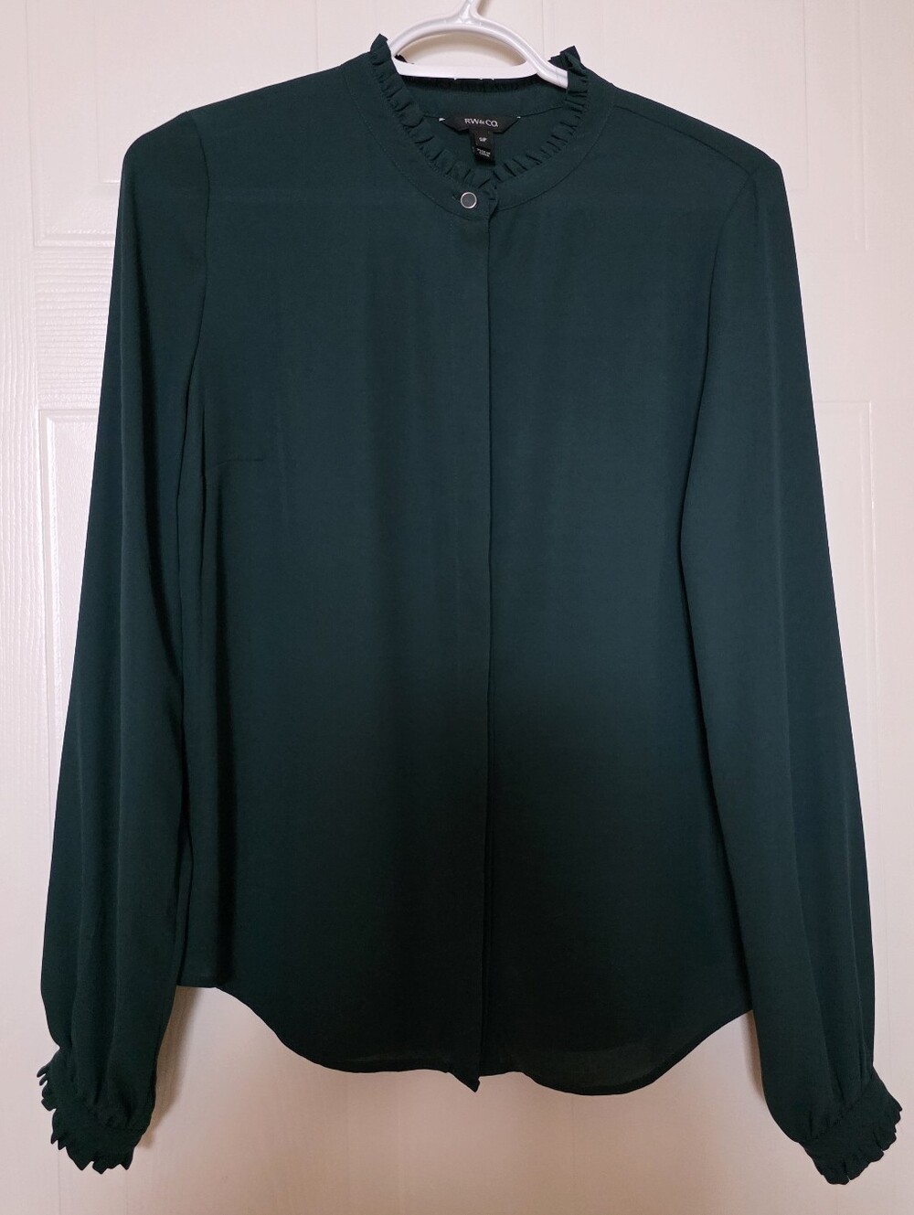 RW&CO. Ruffled-Neck Long Sleeve Button Up Blouse, Forest Green, Small